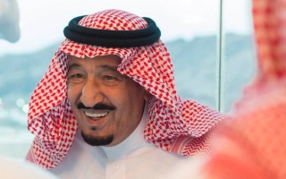Saudi king cuts ministers’ salaries 20%